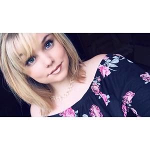 Meet your Posher, Casey